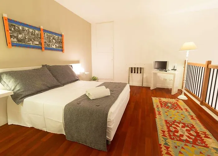 Hotel Quinto Canto *