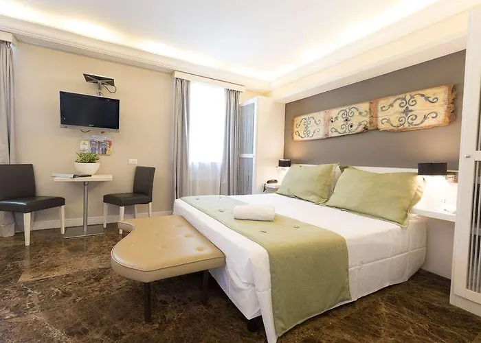 Quinto Canto Hotel *