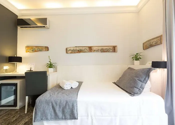 Hotel Quinto Canto *